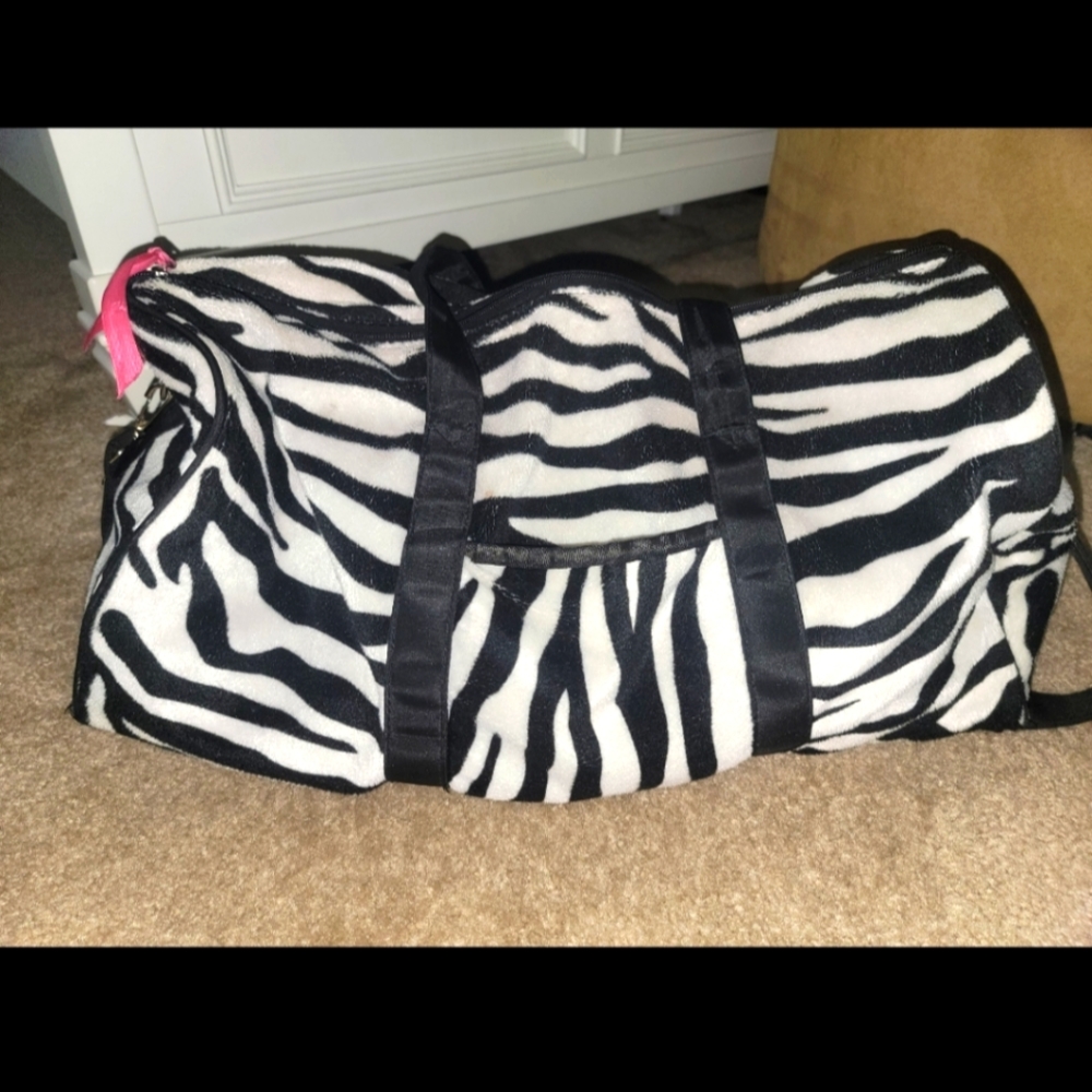 Zebra Duffle Bag